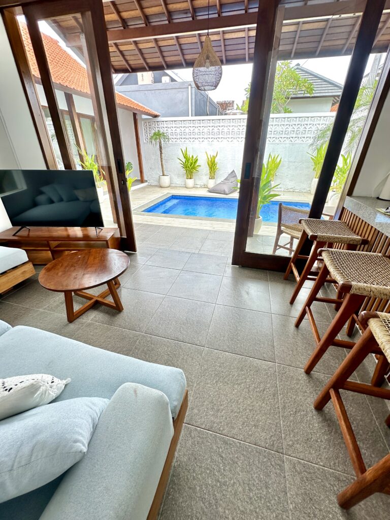 Living room with pool view, Casa Di Seseh