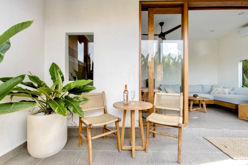 Outdoor seating area, Casa Di Seseh, Bali