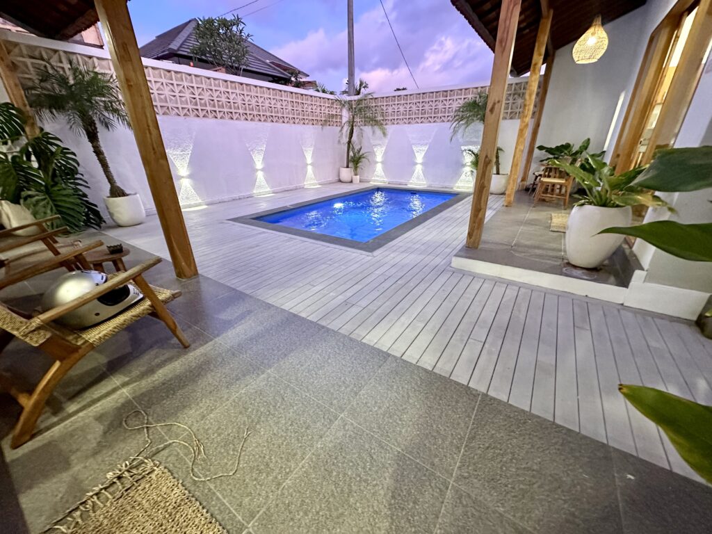 Pool in the evening, Casa Di Seseh