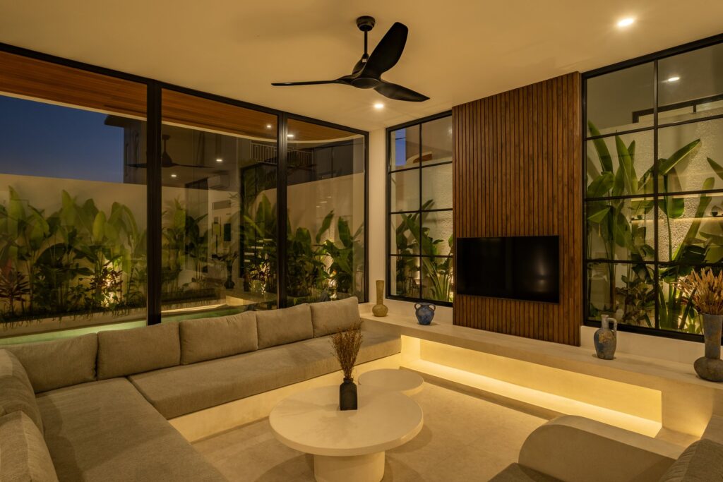 Villa Tre living room in the evening