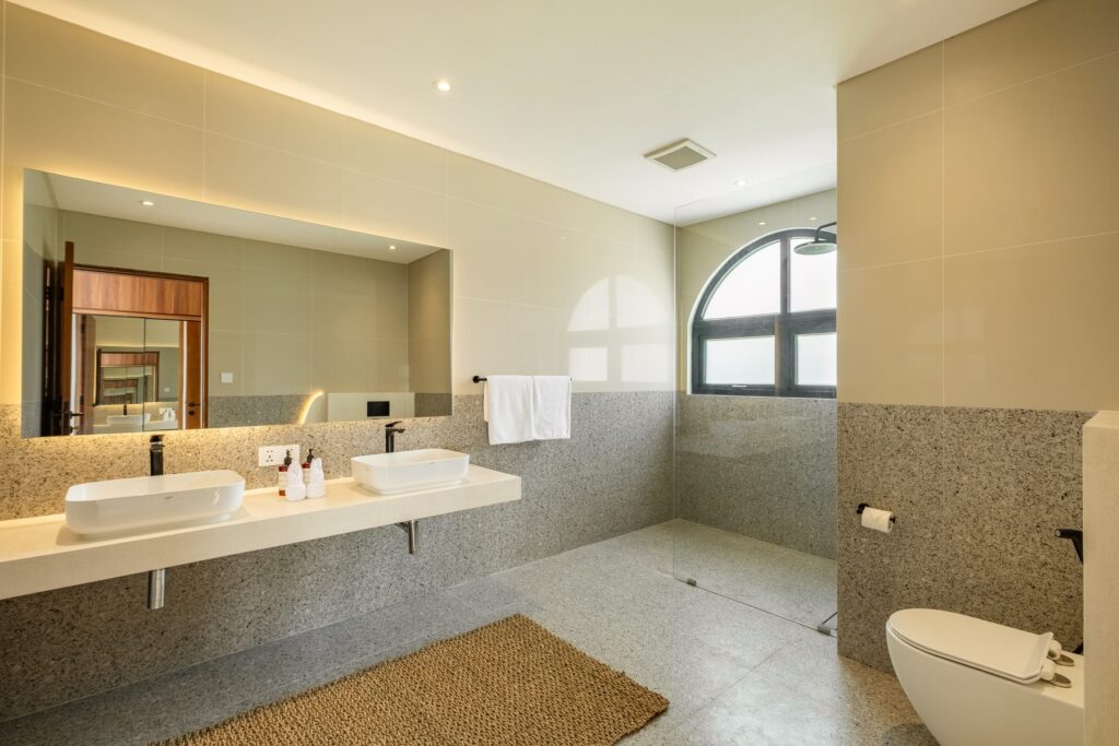 Ensuite bathroom with double vanity at Villa Quattro