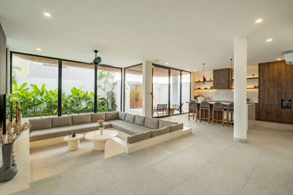 Open plan living and kitchen at Villa Quattro