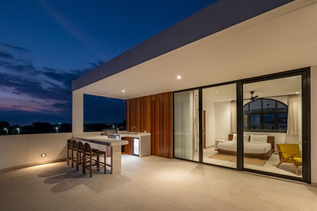 Rooftop terrace at Villa Quattro at dusk